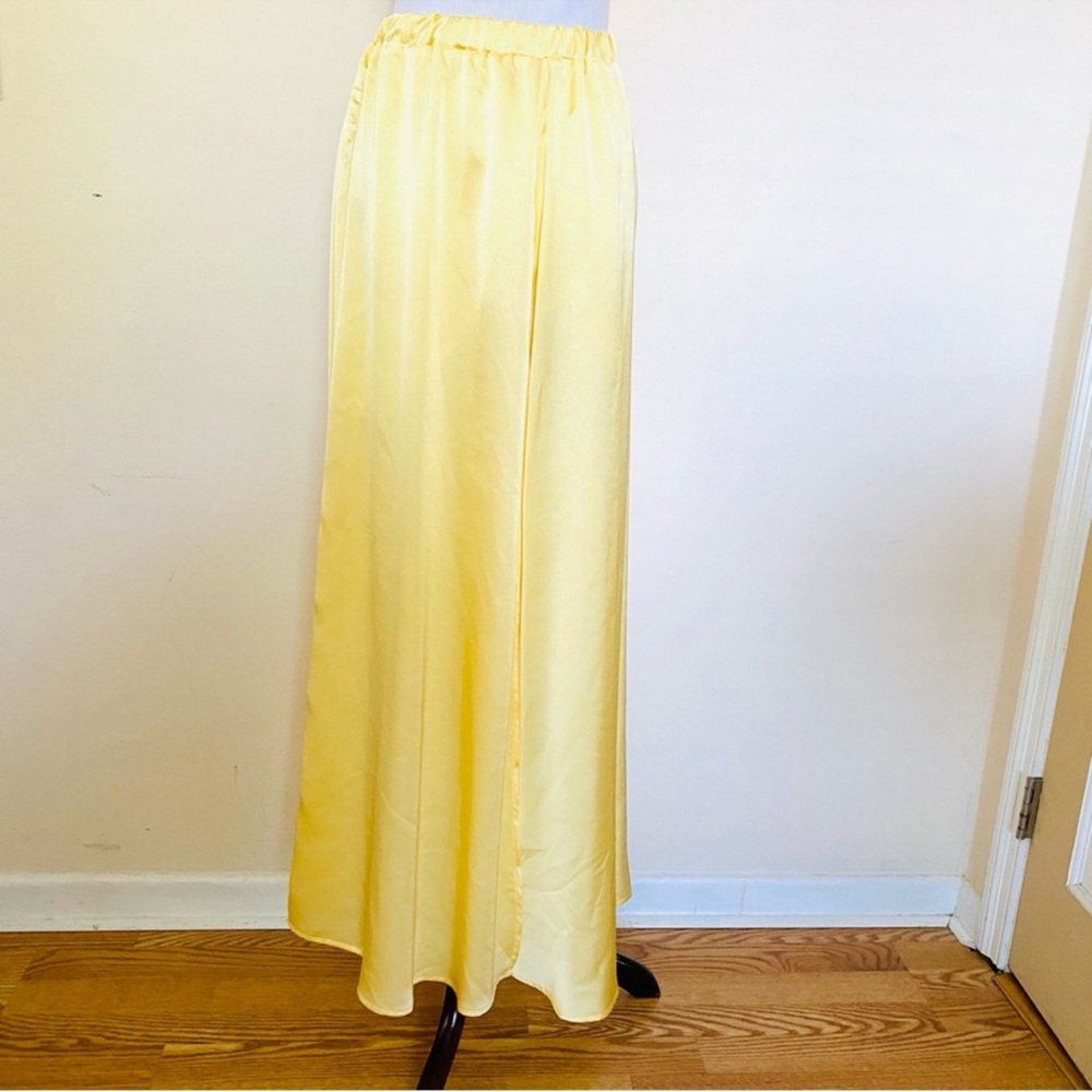 HYFVE Satin High Side Slit Lined Elastic Waist Maxi Skirt Yellow Small